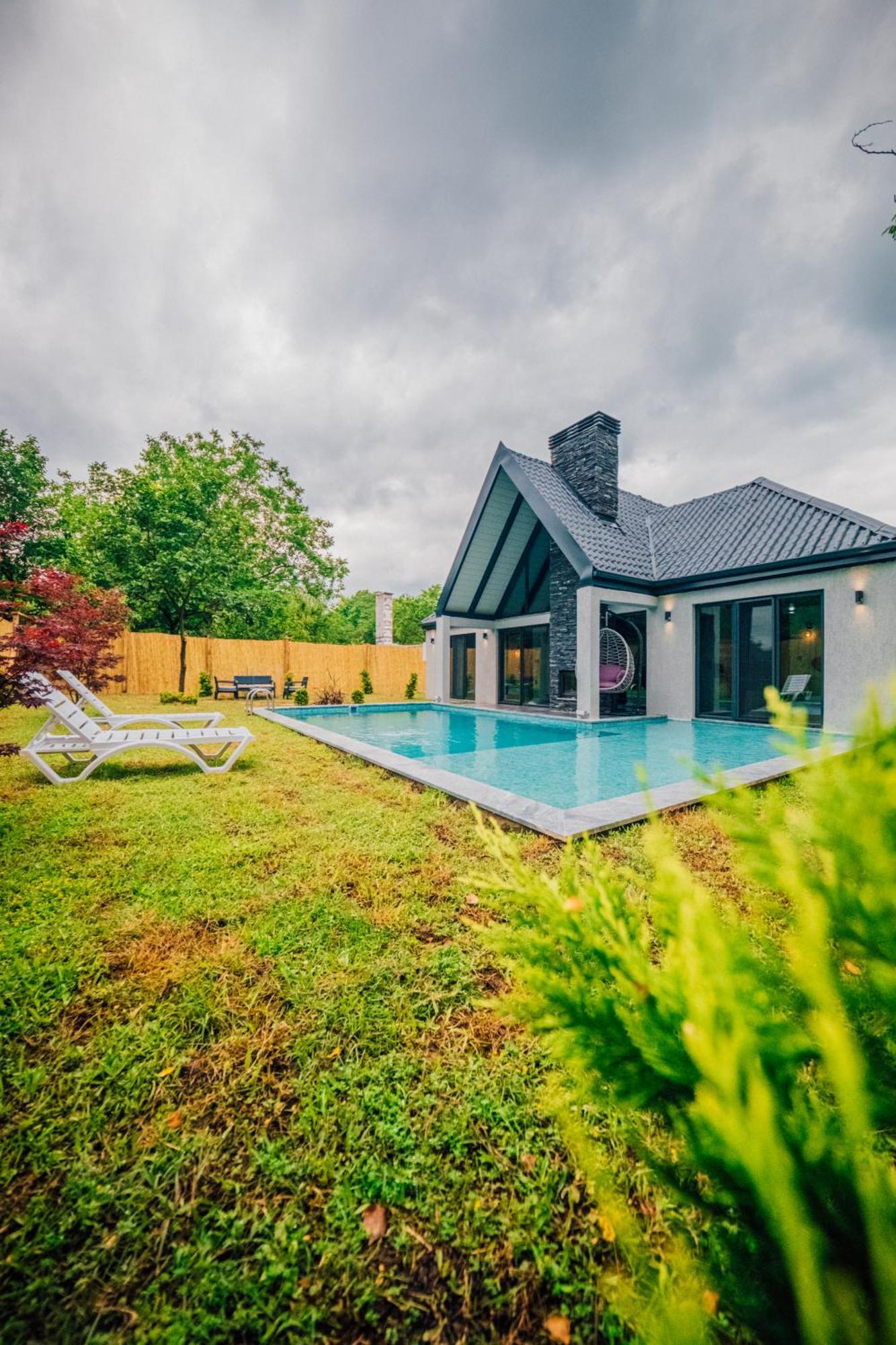 Moonsa Boutique Villas 萨潘贾 外观 照片